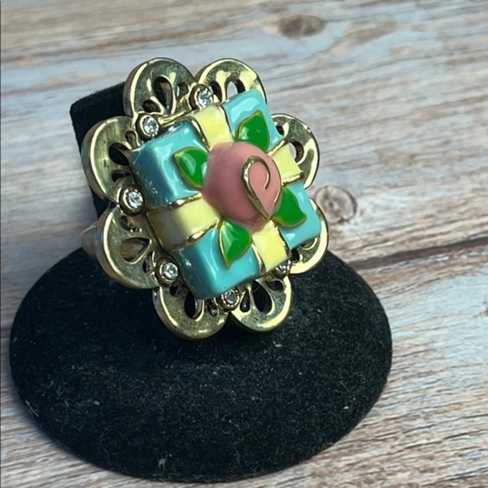 BETSEY JOHNSON ✨ Tea Party Cake Ring Statement Glam! ✨🎂 7.5
